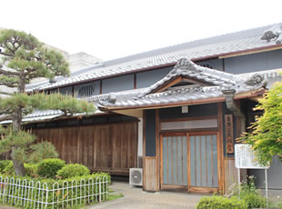 10月の臨時休業とランチバイキングのお知らせ